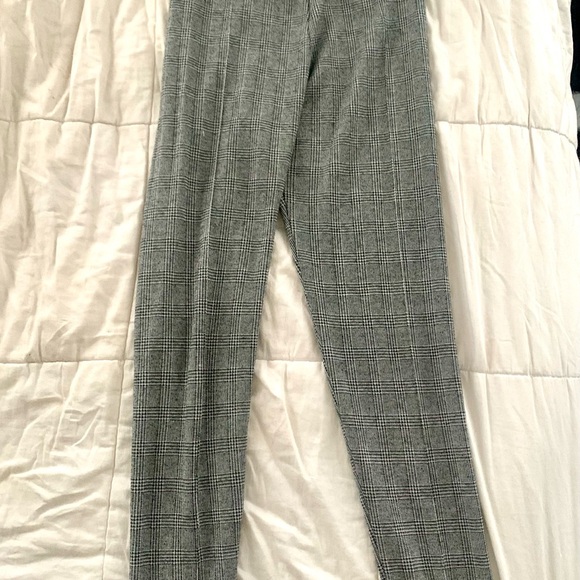 Zara Basic Pleated Legging Trouser - Picture 4 of 4